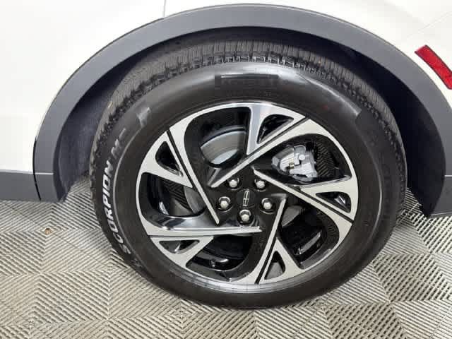 New 2026 Lincoln Nautilus Premier AWD/4WD image 26