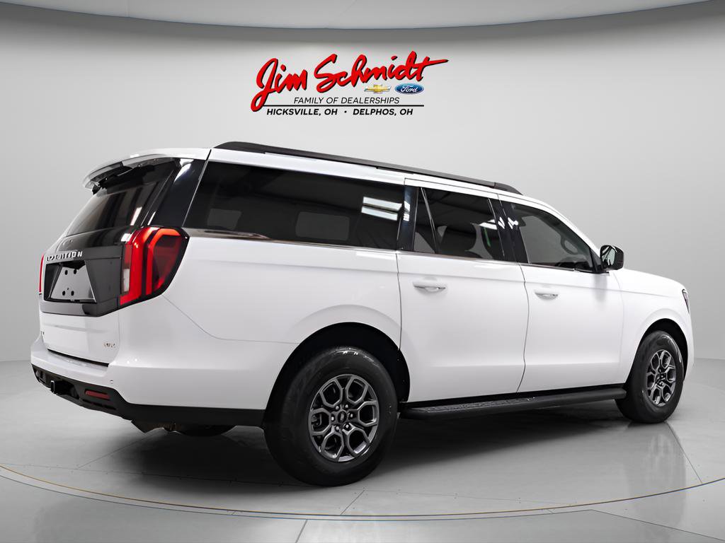 Used 2025 Ford Expedition Max Active AWD/4WD image 6