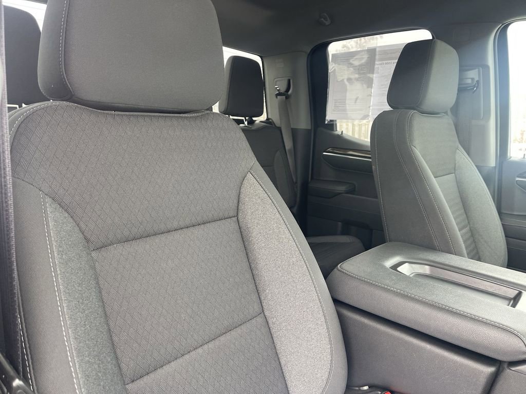 Used 2023 GMC Sierra 1500 Elevation image 41