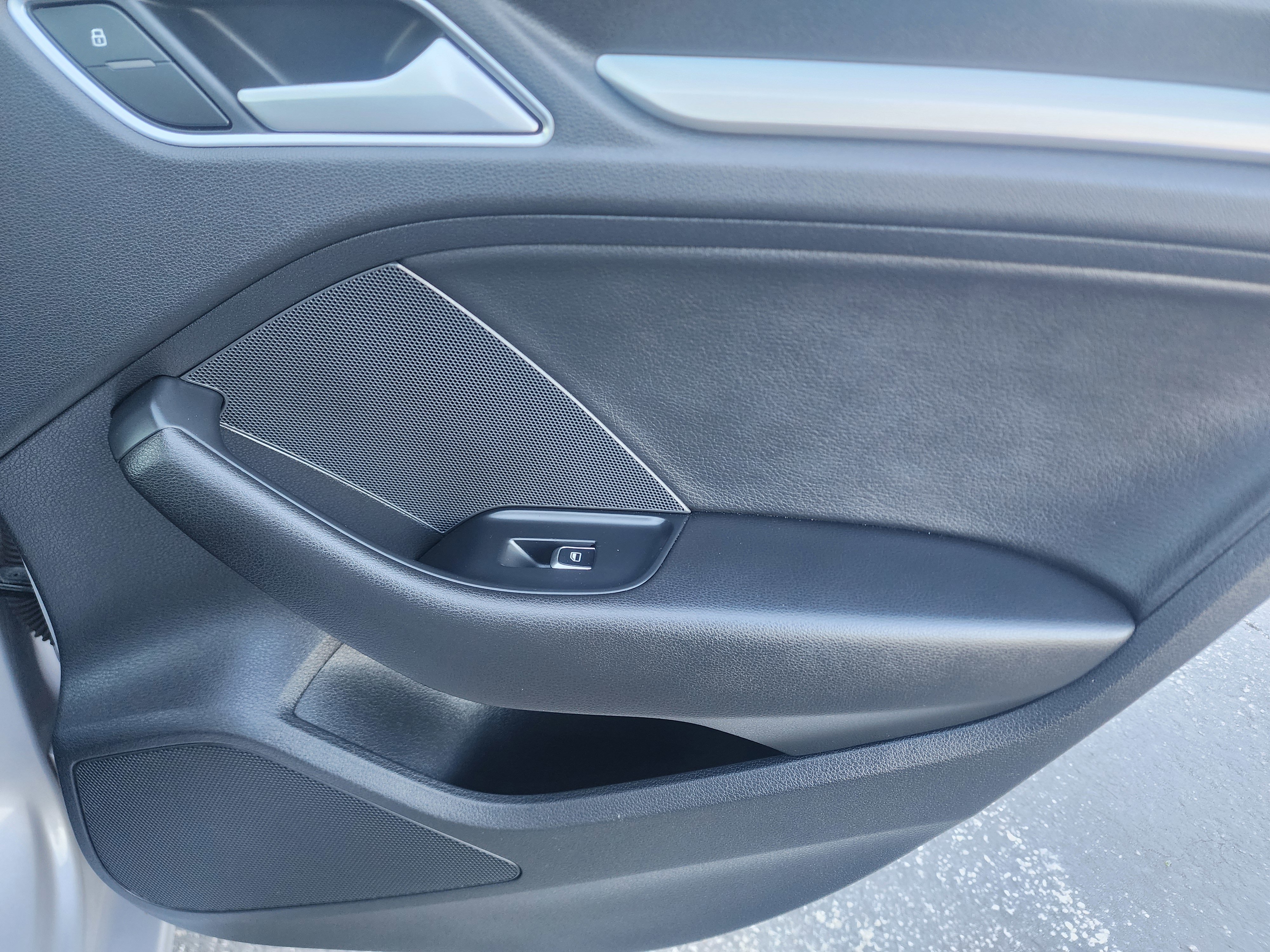 Used 2016 Audi A3 1.8T Premium image 16