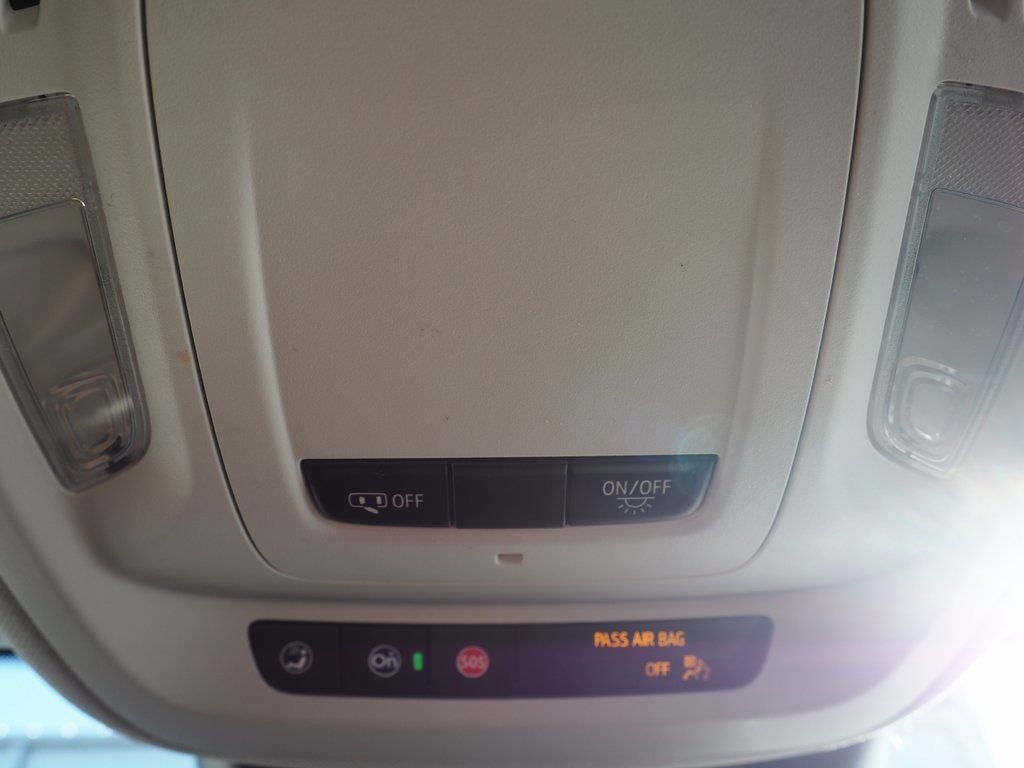 Used 2025 Buick Envision Preferred image 32