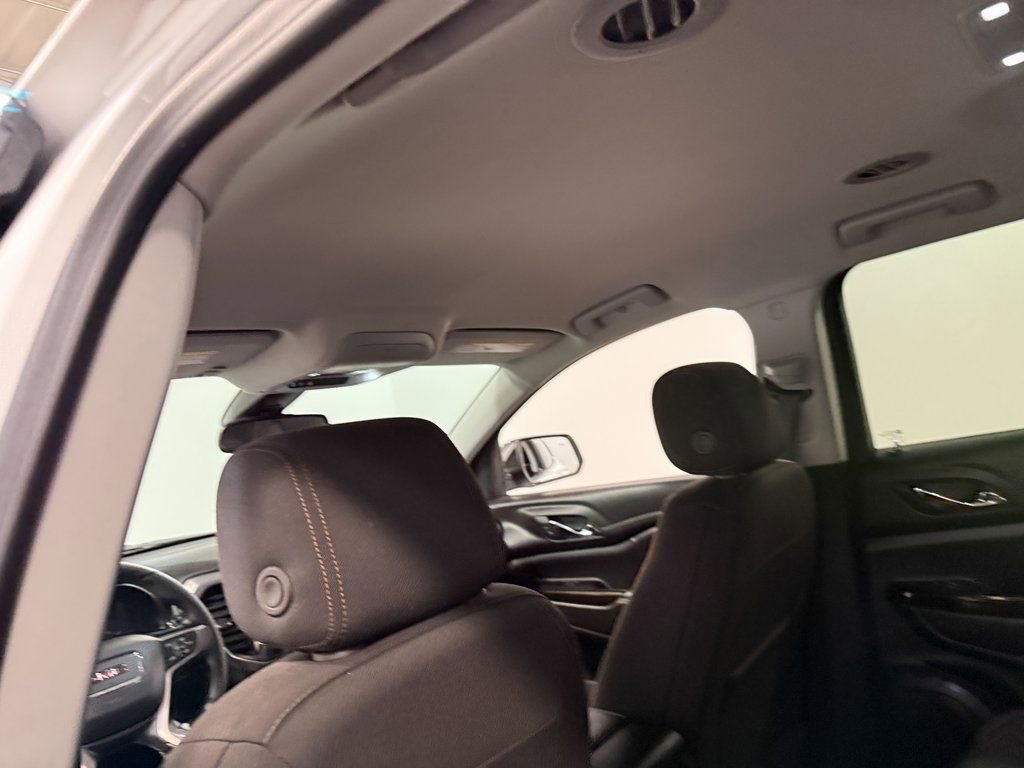 Used 2023 GMC Acadia AT4 image 53