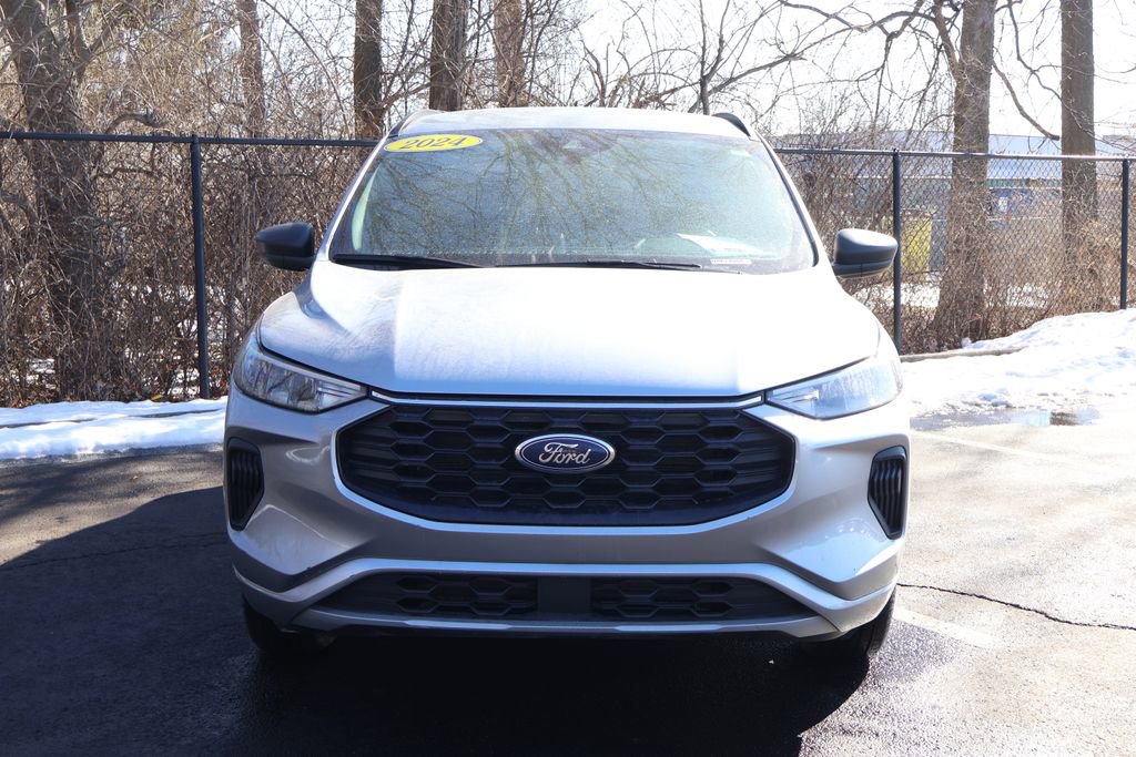 Used 2024 Ford Escape ST-Line image 2