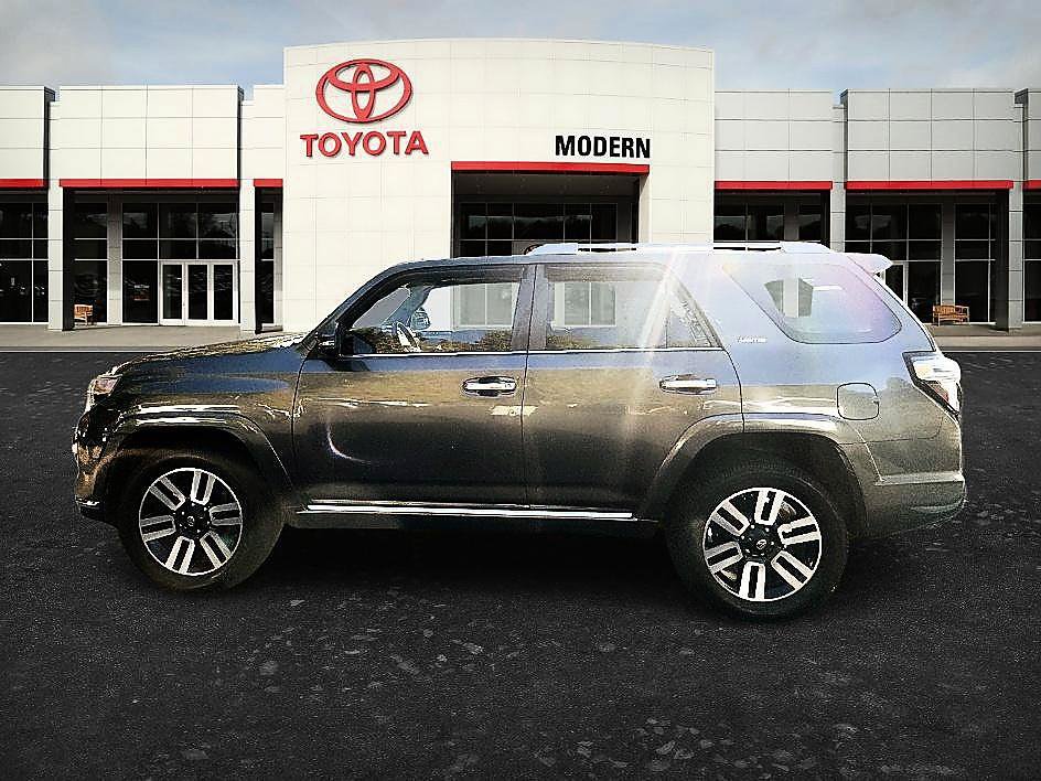 Certified 2024 Toyota 4Runner Limited AWD/4WD image 15