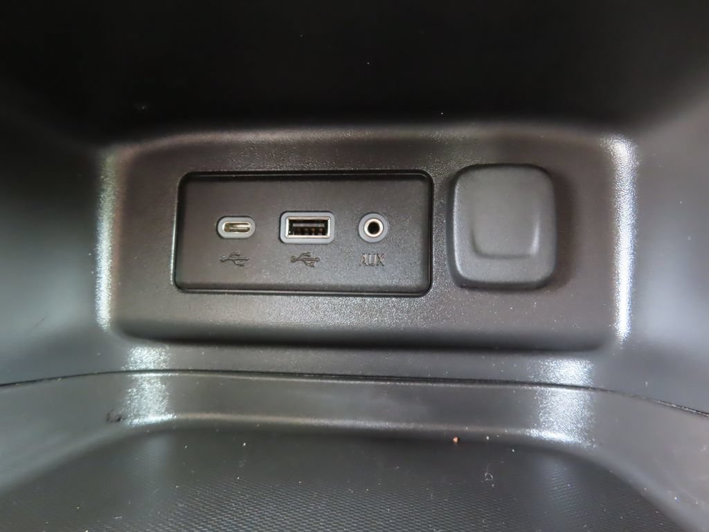 Used 2019 Chevrolet Equinox LT AWD/4WD image 9