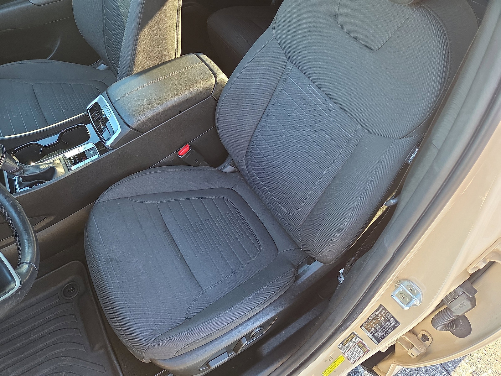 Used 2022 Hyundai Santa Cruz SEL Premium image 9