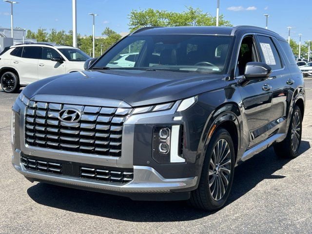 Used 2024 Hyundai Palisade Calligraphy AWD/4WD image 3