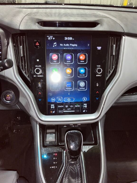 Used 2021 Subaru Outback Limited image 4