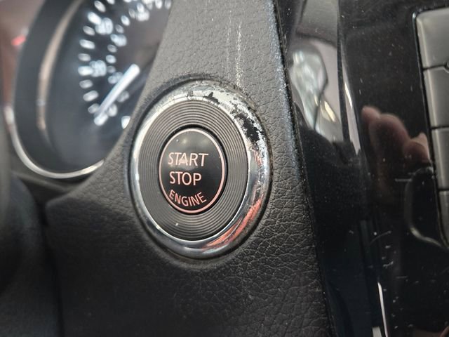 Used 2019 Nissan Rogue SV AWD/4WD image 28