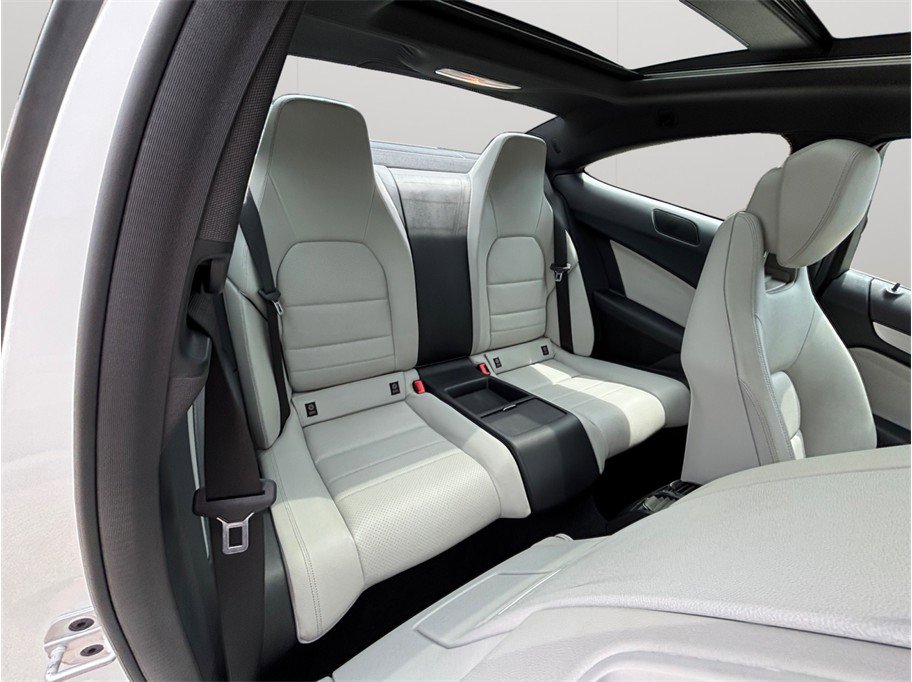 Used 2015 Mercedes-Benz C 250 Coupe image 37
