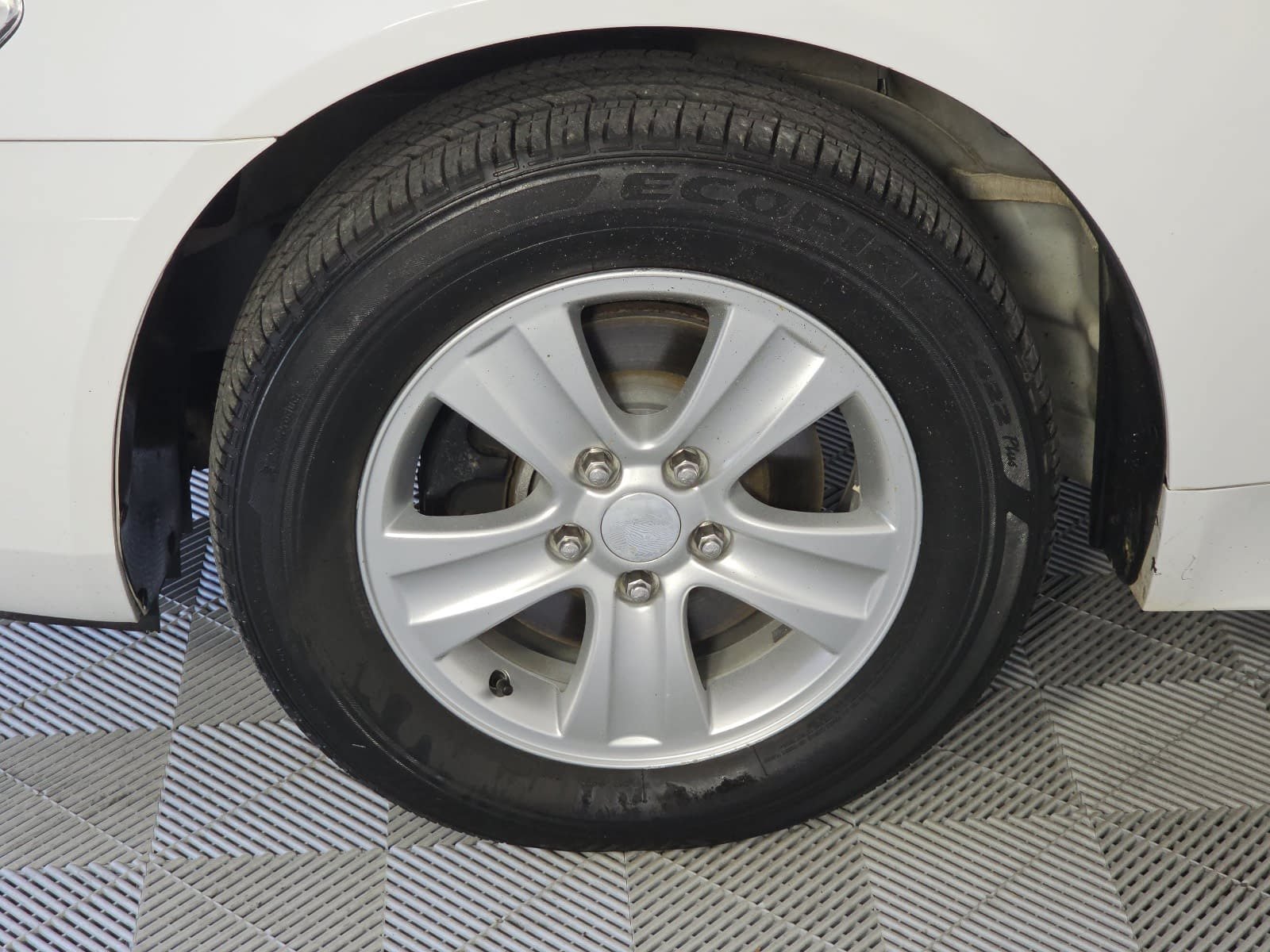 Used 2016 Chevrolet Impala Limited LS FWD image 10