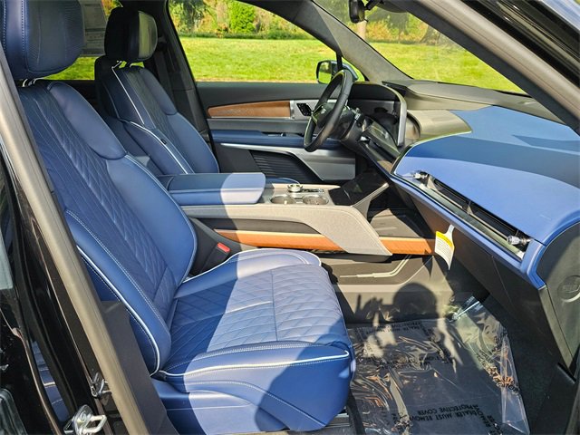 New 2026 Cadillac Vistiq Premium Luxury image 10