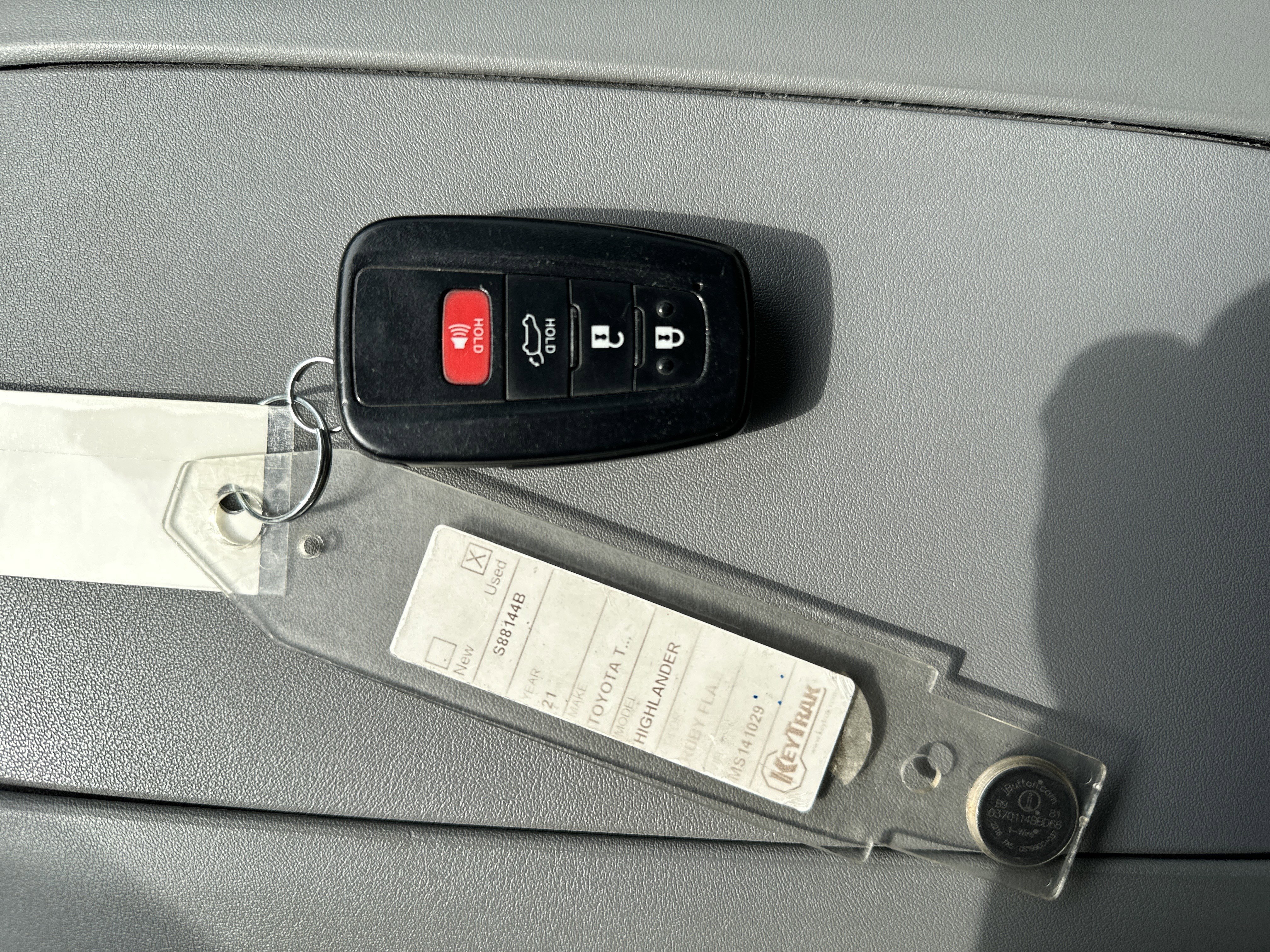 Used 2022 Toyota Highlander Platinum image 21