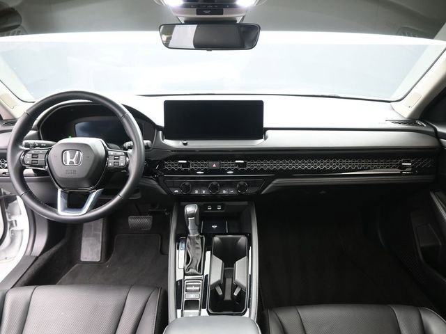 Used 2023 Honda Accord Touring image 27