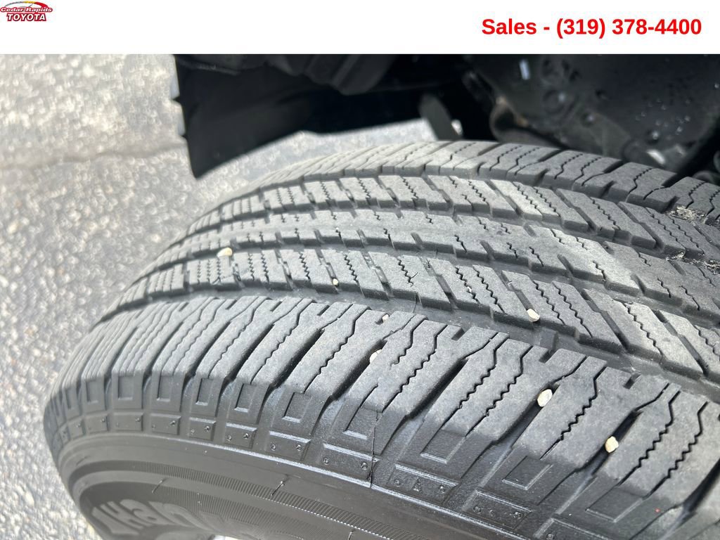 Used 2020 Toyota Tacoma SR AWD/4WD image 24
