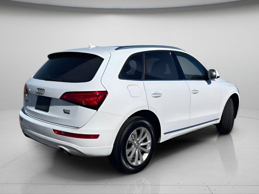Used 2016 Audi Q5 2.0T Premium Plus w/ Technology Package AWD/4WD image 6