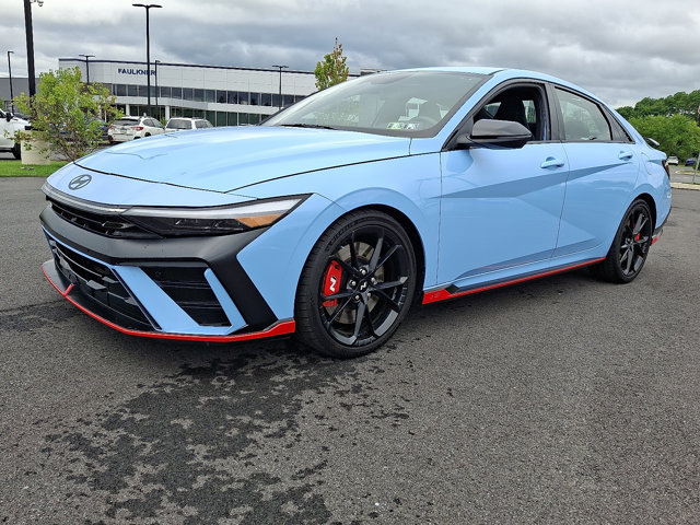 Used 2025 Hyundai Elantra N FWD image 3