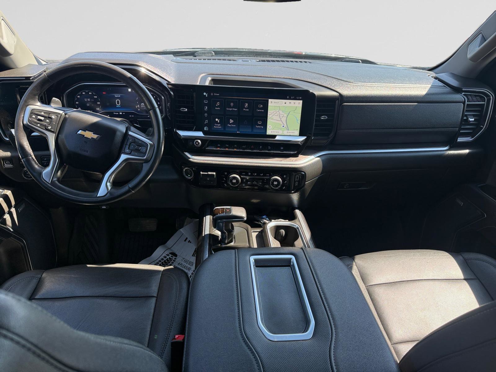 Used 2022 Chevrolet Silverado 1500 LTZ w/ LTZ Premium Package AWD/4WD image 10