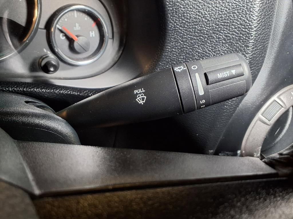 Used 2012 Jeep Wrangler Unlimited Sport w/ Connectivity Group image 10