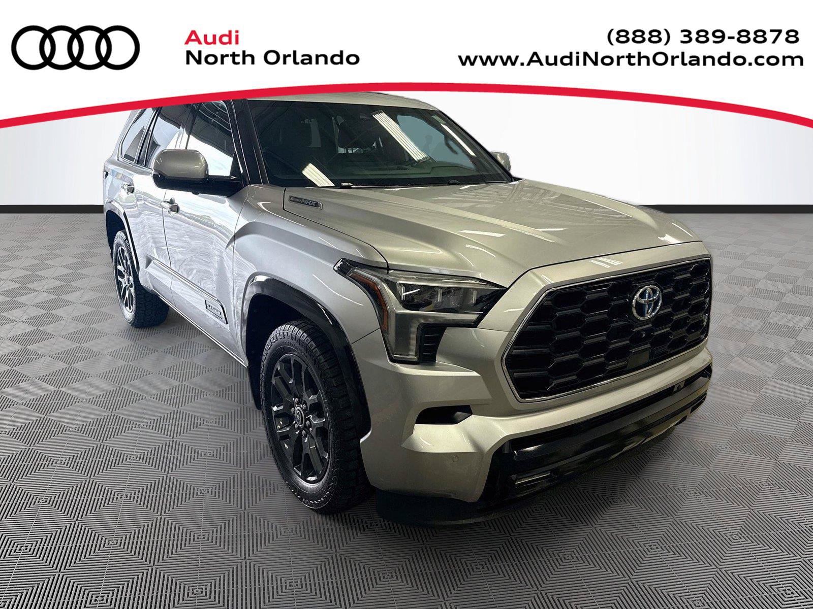 Used 2023 Toyota Sequoia Platinum AWD/4WD image 1