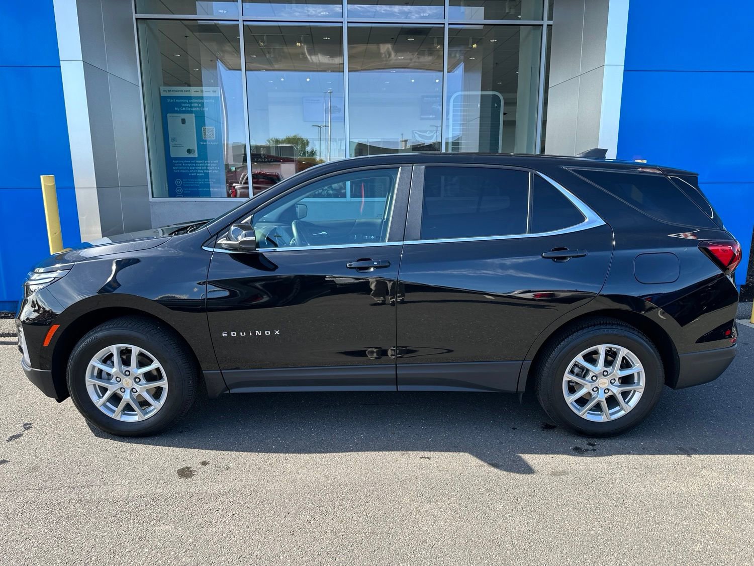 Used 2024 Chevrolet Equinox LT AWD/4WD image 8