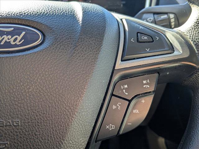 Used 2020 Ford Fusion SE image 11