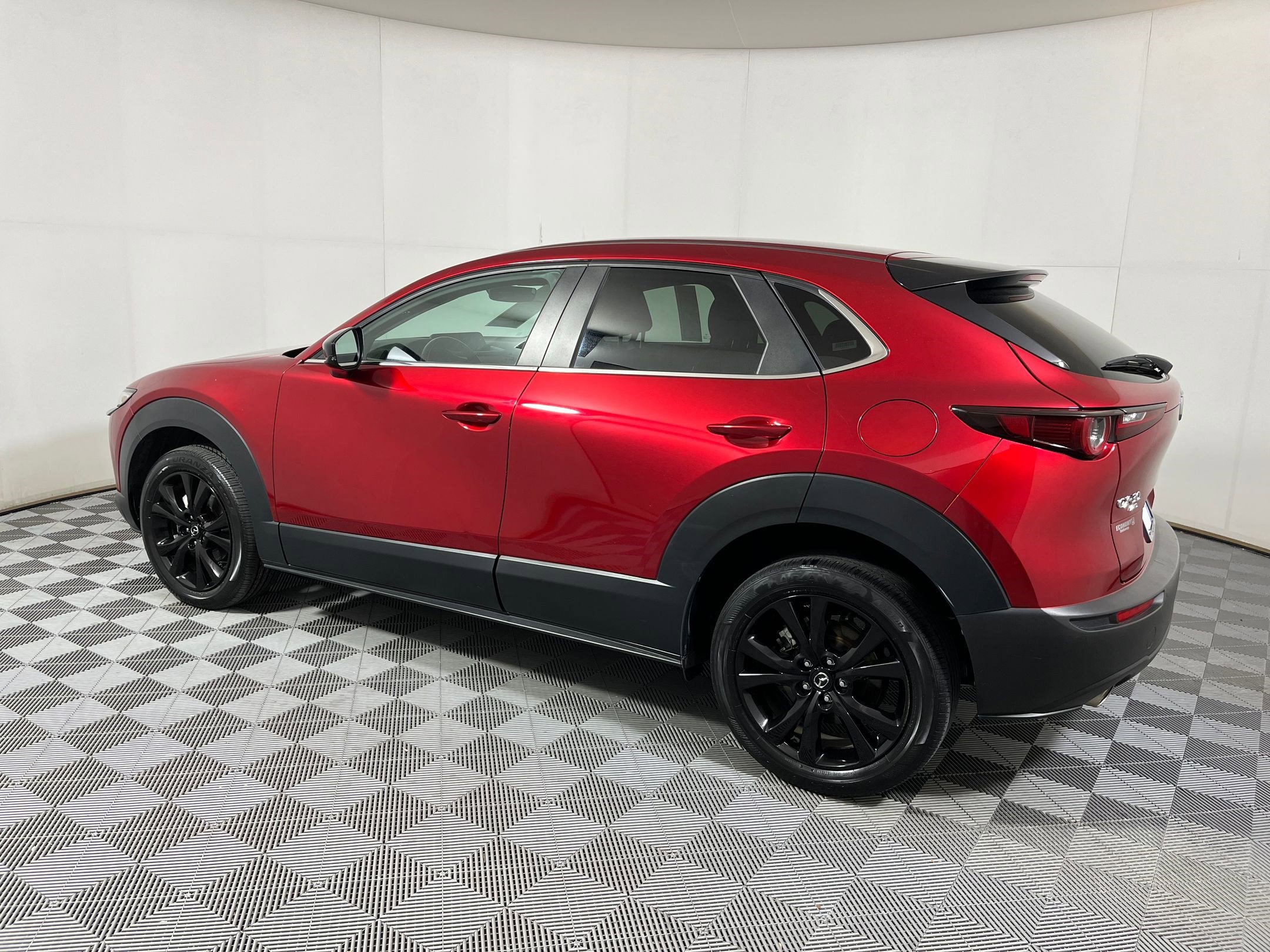 Used 2024 MAZDA CX-30 AWD 2.5 S w/ Select Sport Pkg image 2