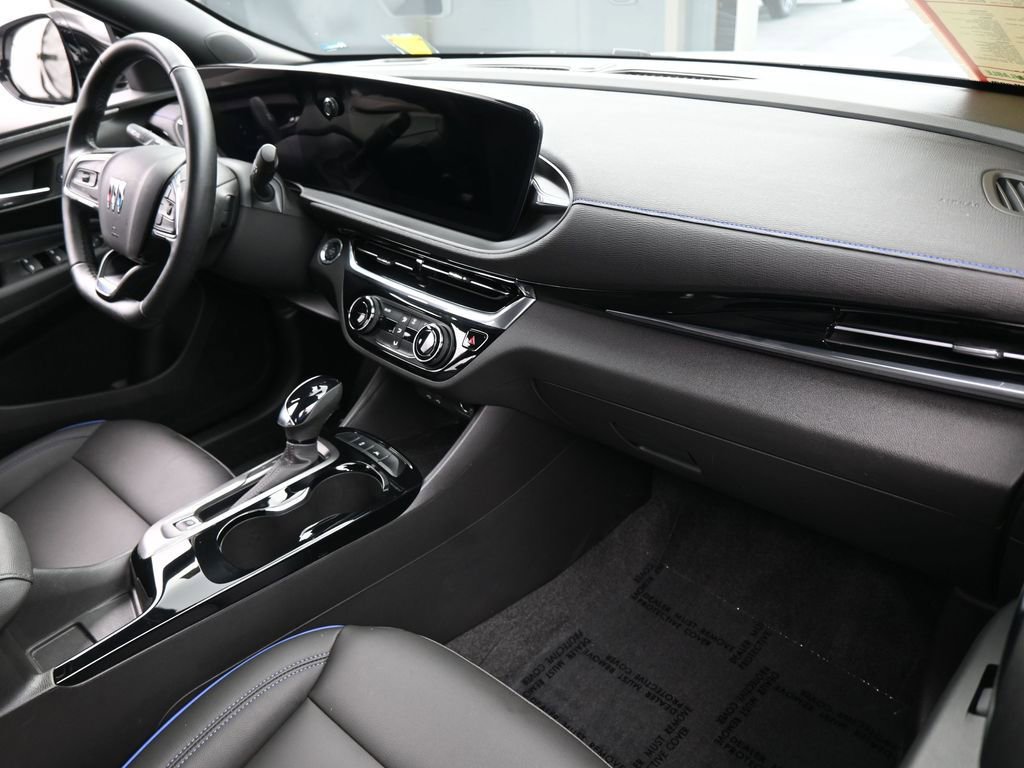 Used 2024 Buick Envista Sport Touring w/ Experience Buick Package image 45