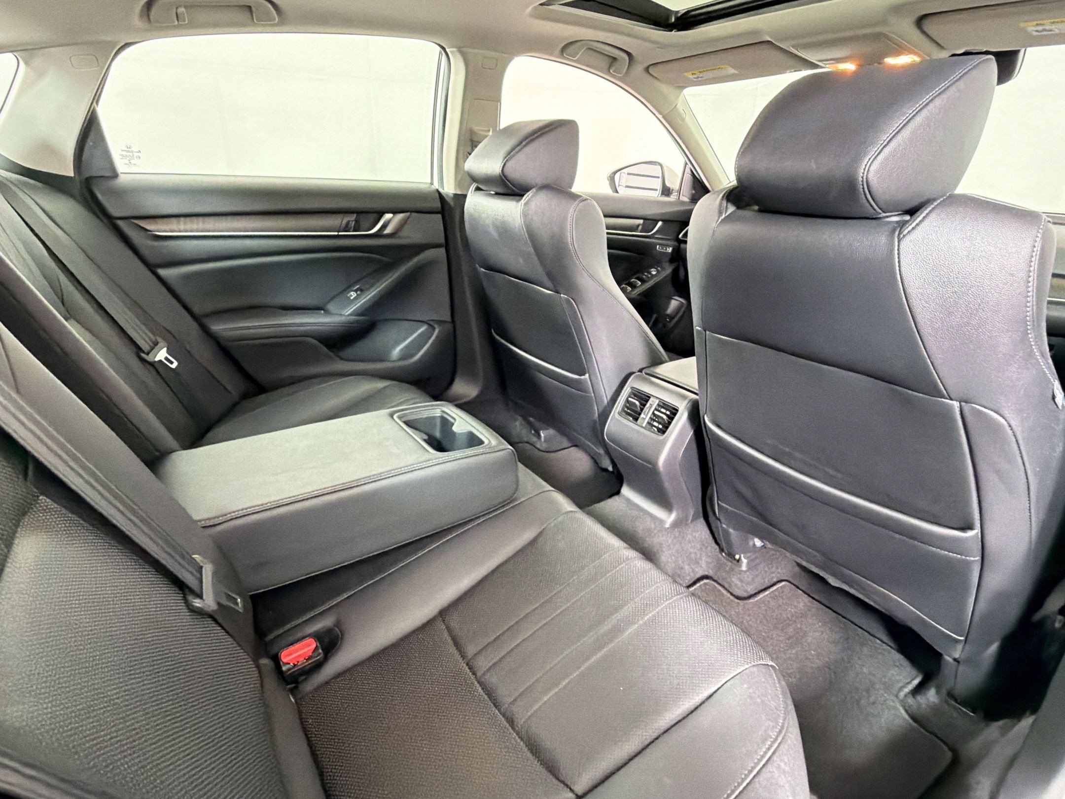 Used 2019 Honda Accord EX-L image 29