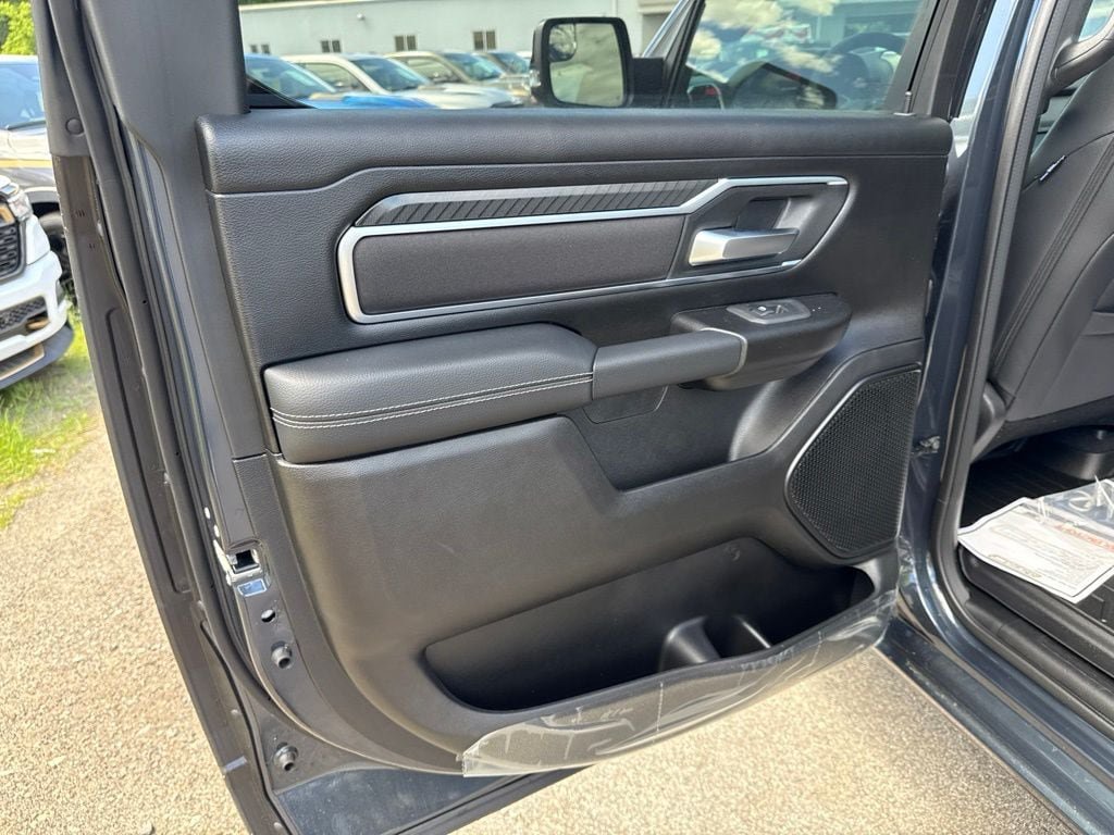 New 2026 RAM 1500 Big Horn AWD/4WD image 23
