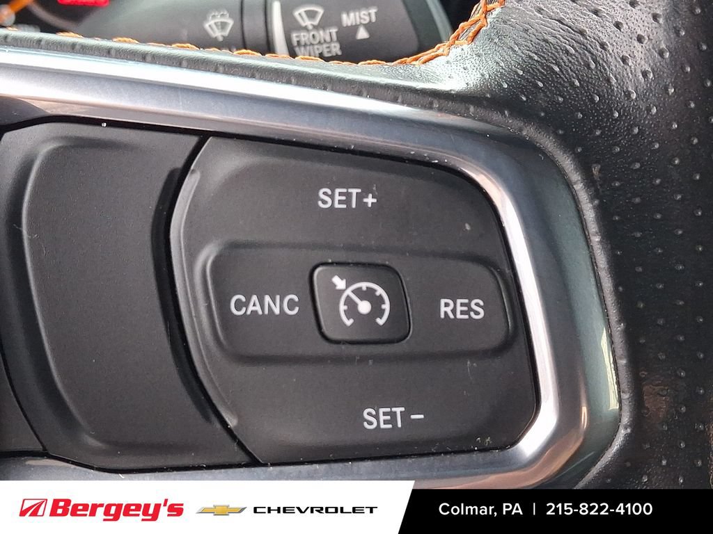 Used 2023 Jeep Gladiator Mojave w/ Cold Weather Group AWD/4WD image 26