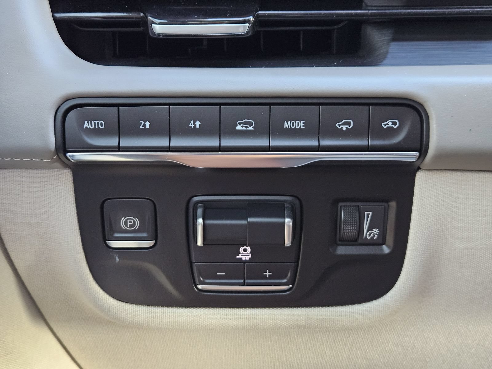 Used 2021 Cadillac Escalade Premium Luxury Platinum AWD/4WD image 24