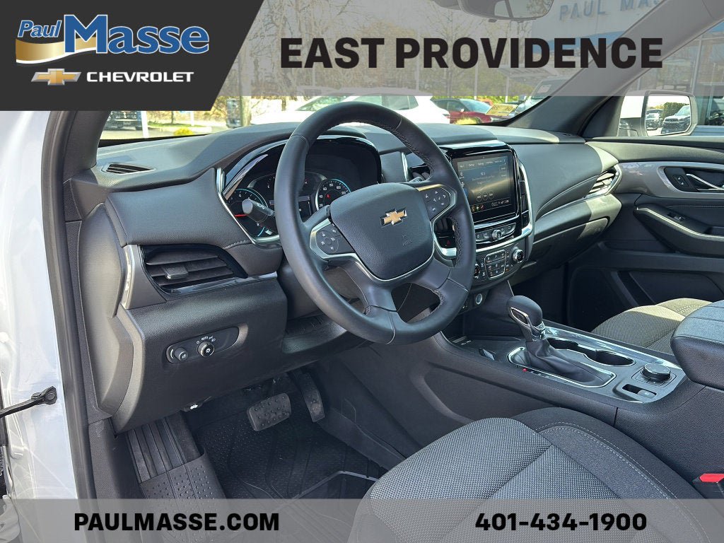 Used 2023 Chevrolet Traverse LT w/ Rear Camera Mirror Package AWD/4WD image 16