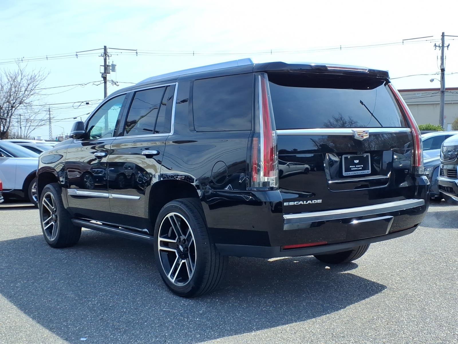 Used 2018 Cadillac Escalade Platinum image 7