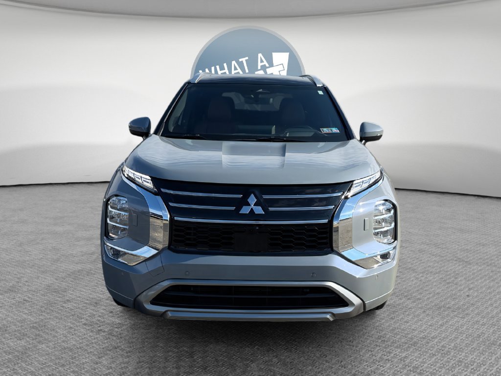 Used 2025 Mitsubishi Outlander SEL AWD/4WD image 9