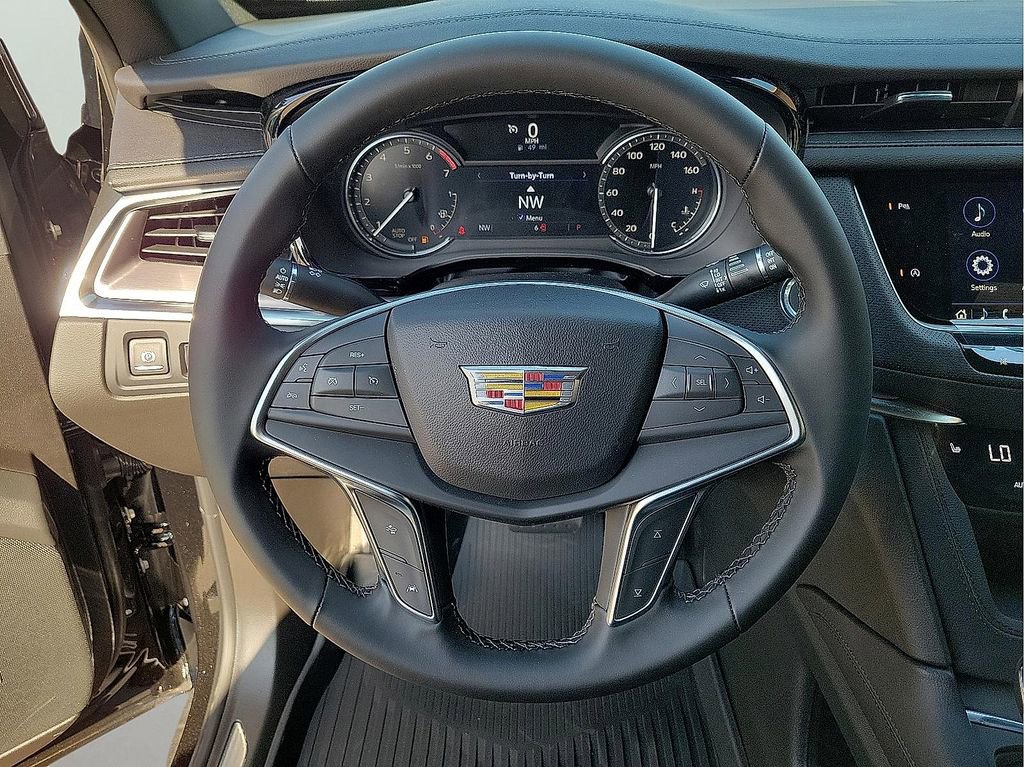 New 2025 Cadillac XT5 Luxury w/ LPO, Floor Liner Package FWD image 16
