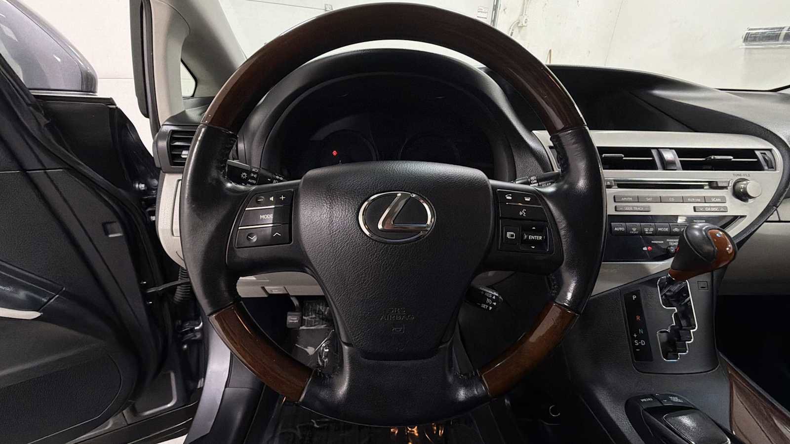 Used 2012 Lexus RX 450h AWD w/ Premium Pkg image 16