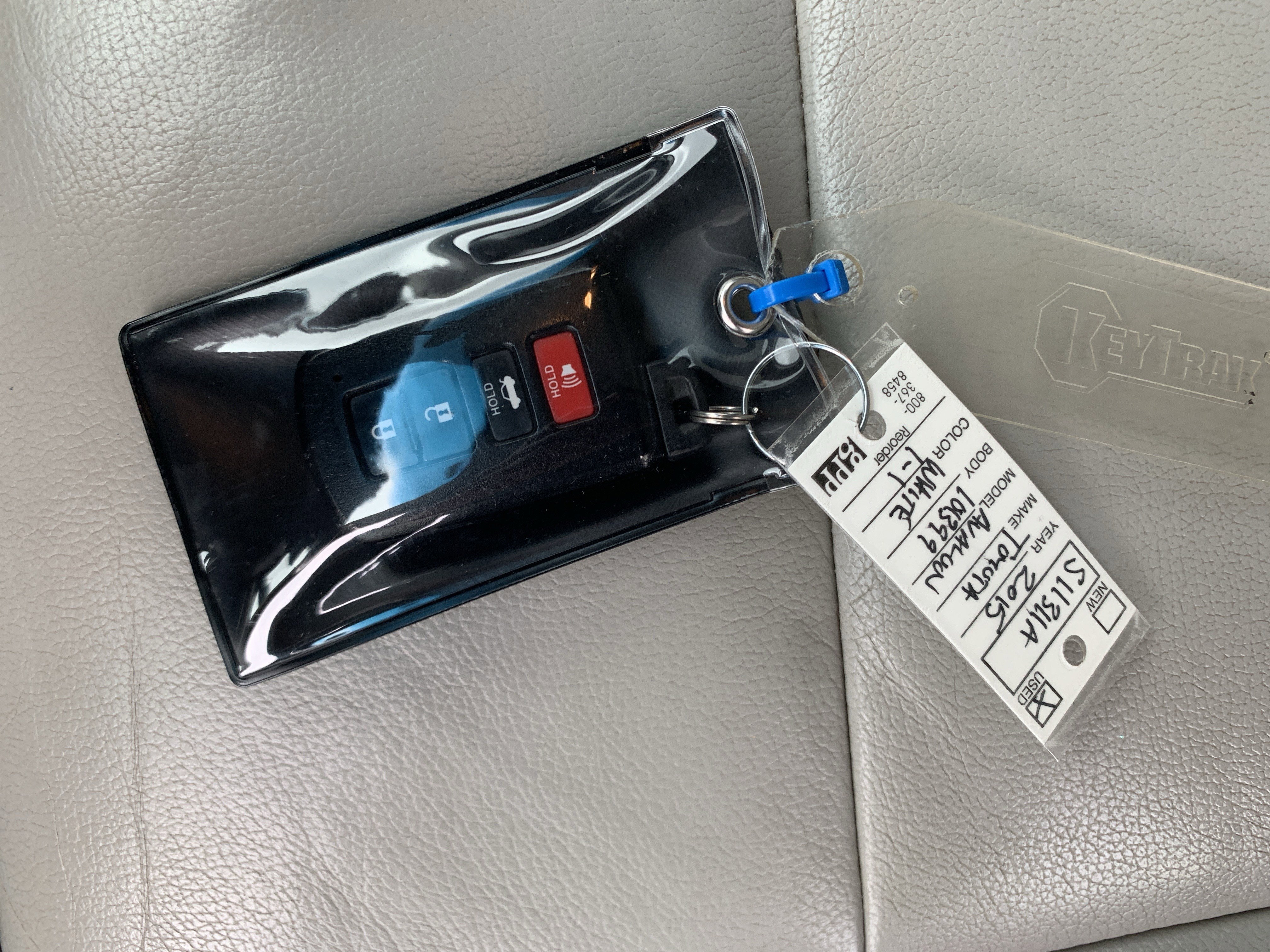 Used 2015 Toyota Avalon XLE image 37