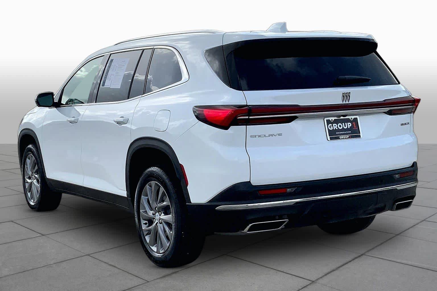 Certified 2026 Buick Enclave Preferred FWD image 12