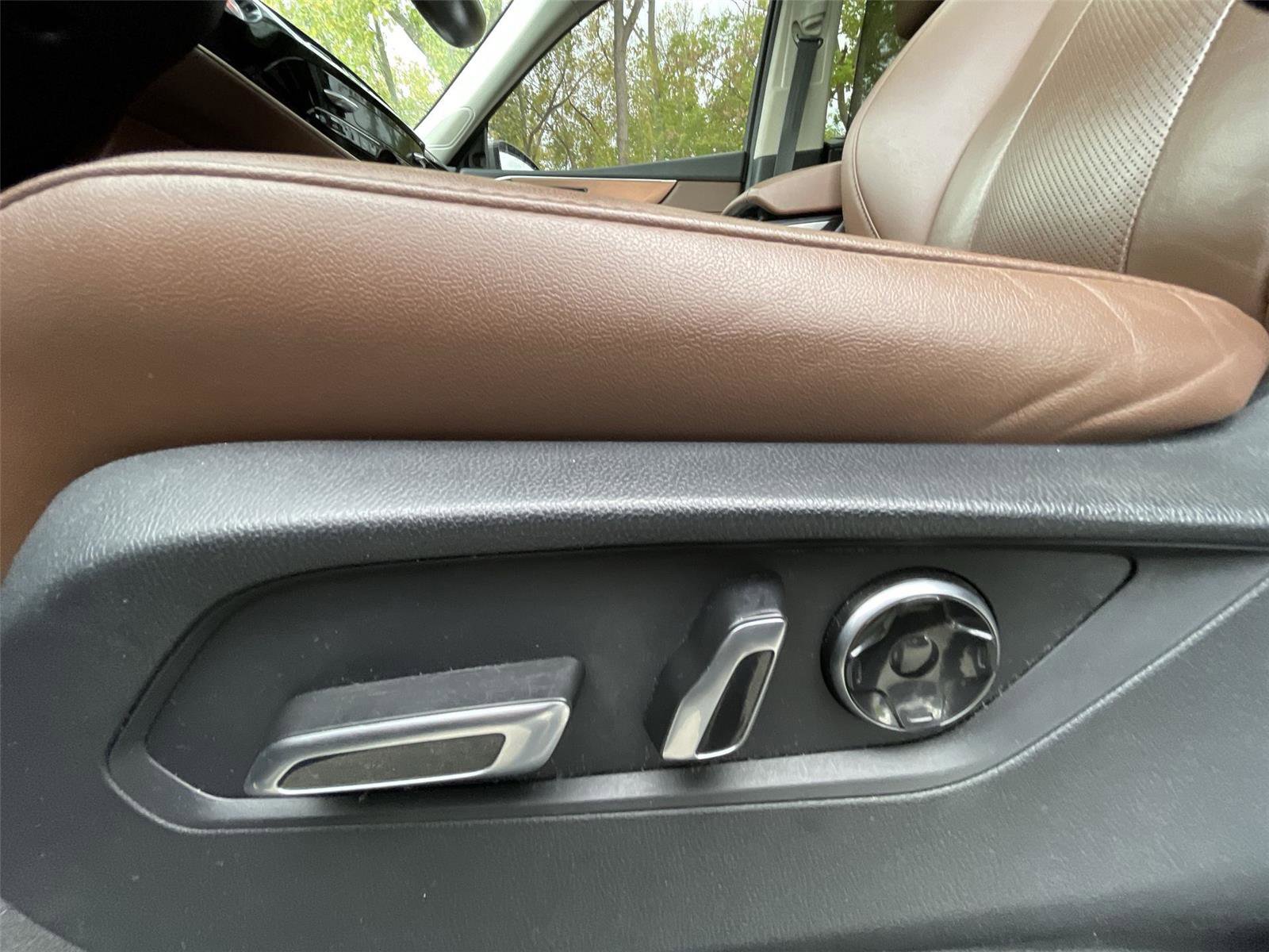 Used 2022 Acura MDX SH-AWD w/ Technology Package image 13