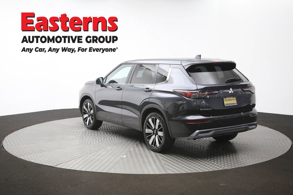 Used 2025 Mitsubishi Outlander SE FWD image 65