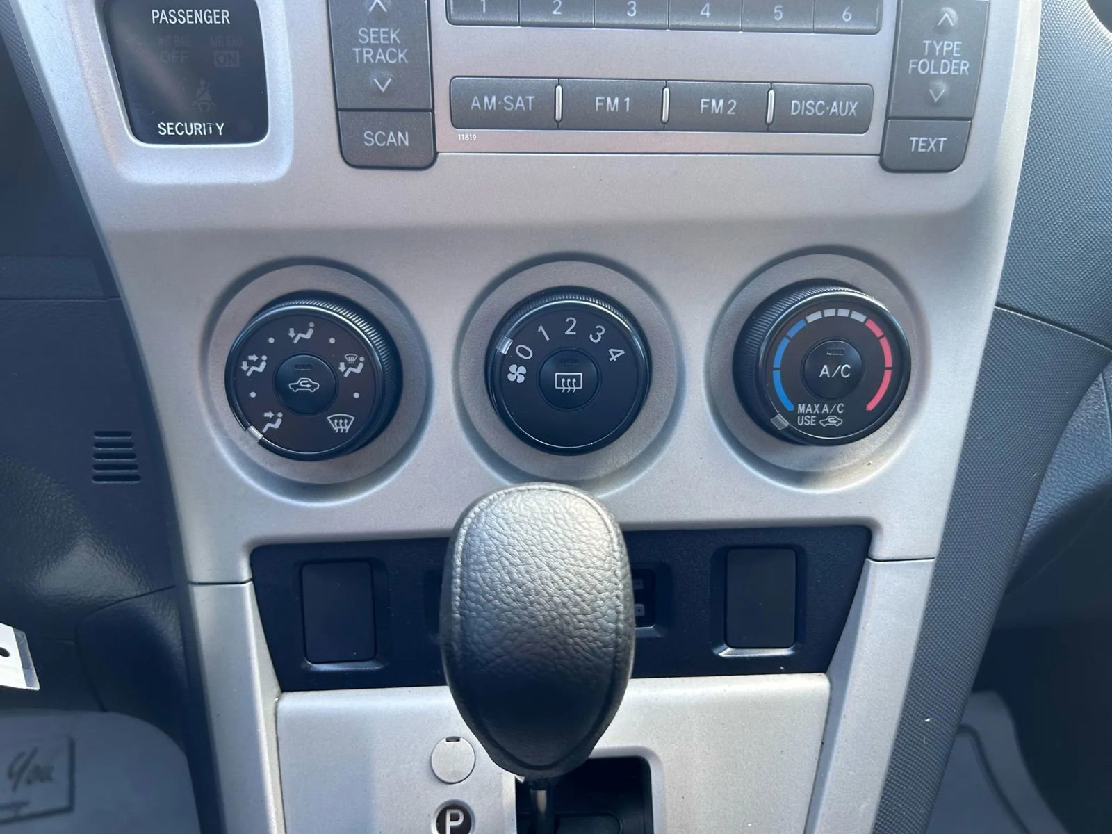 Used 2010 Toyota Matrix image 20