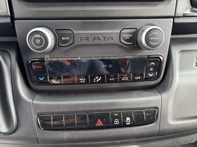 Used 2023 RAM ProMaster 2500 image 21