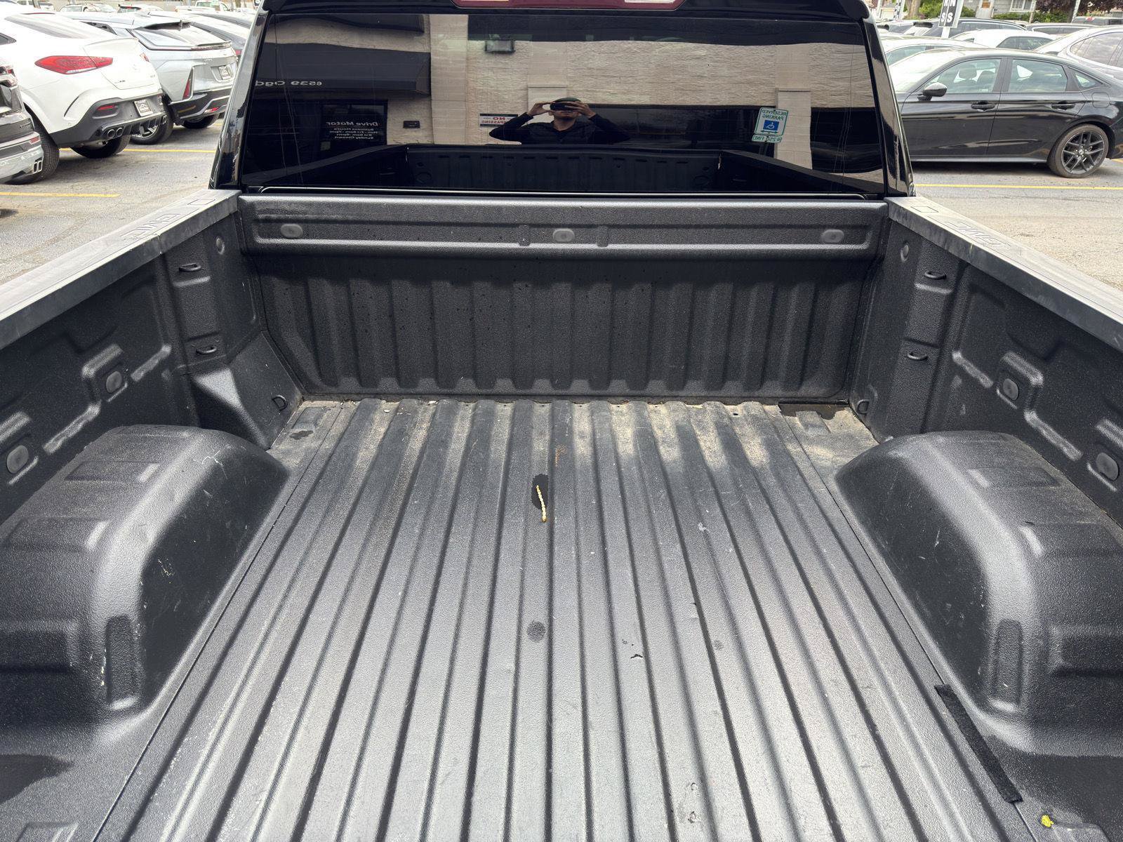 Used 2020 GMC Sierra 1500 SLE w/ Remote Start Package AWD/4WD image 7