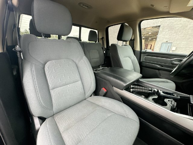 Used 2020 RAM 1500 Big Horn AWD/4WD image 25