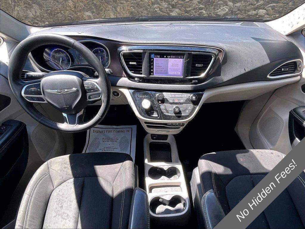 Used 2023 Chrysler Voyager LX FWD image 13