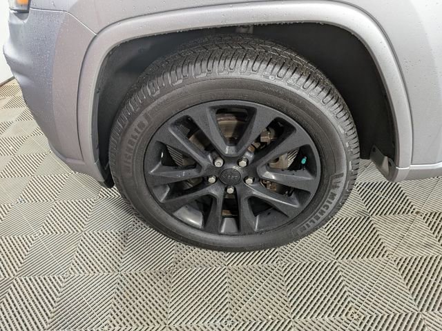 Used 2018 Jeep Grand Cherokee Altitude image 33