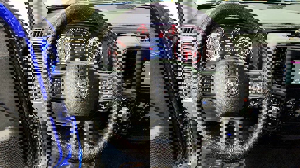 Used 2015 RAM 1500 Sport w/ Remote Start & Security Group image 13