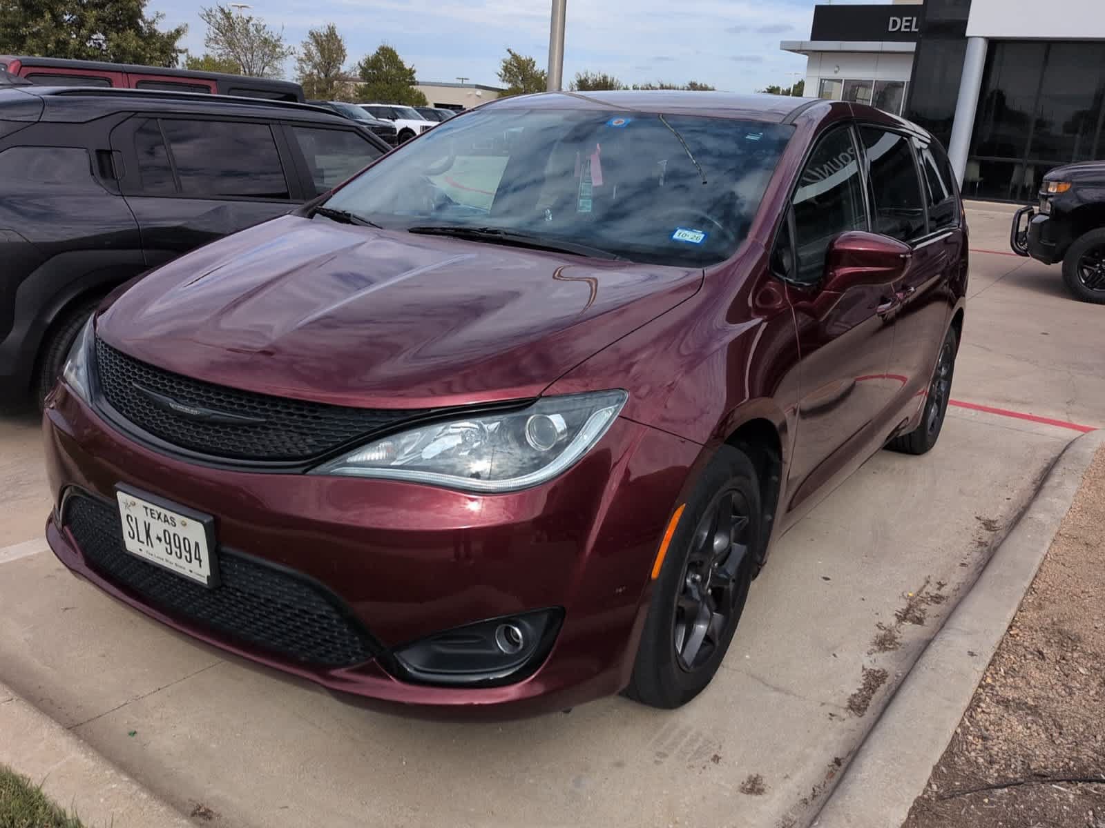 Used 2020 Chrysler Pacifica Touring w/ S Appearance Package