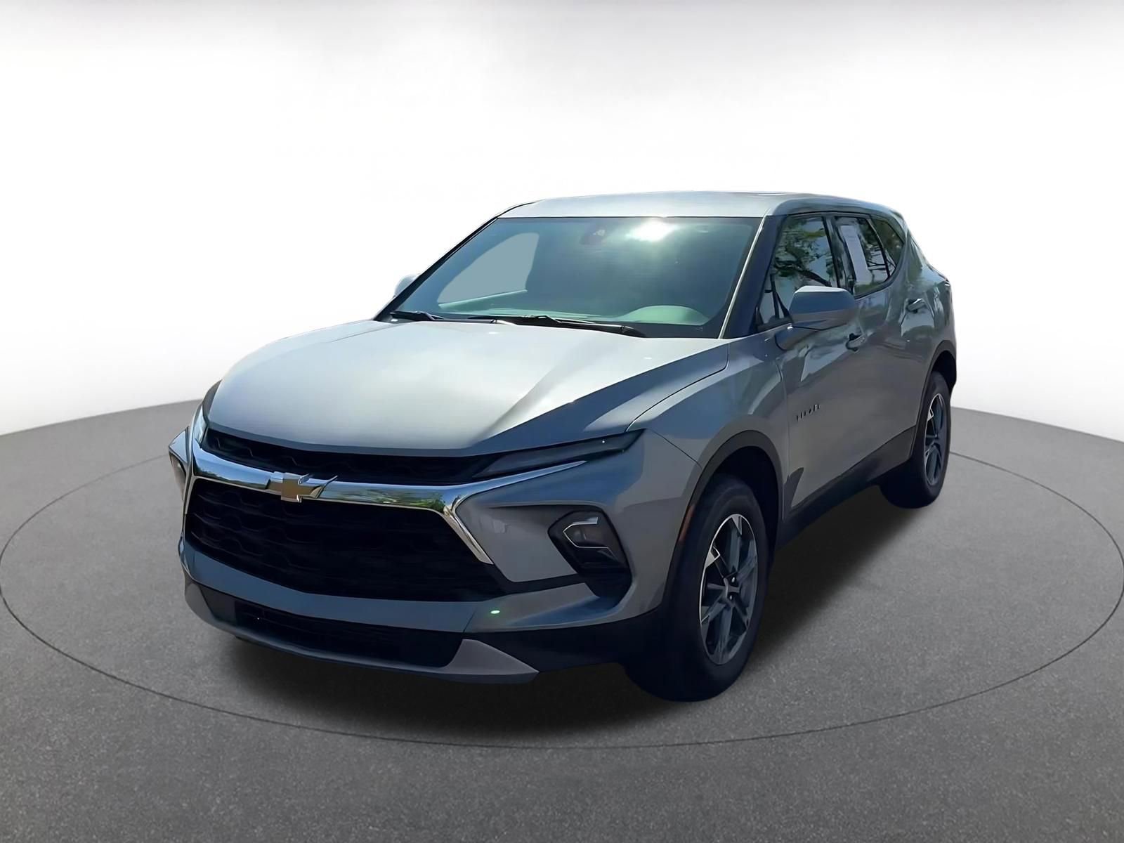 Used 2025 Chevrolet Blazer LT image 7